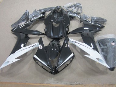 Purchase 2004-2006 Black White Yamaha YZF R1 Motor Bike Fairings UK